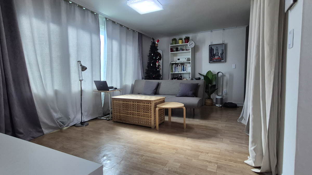 seoulhomestay_livingroom_01 (1)